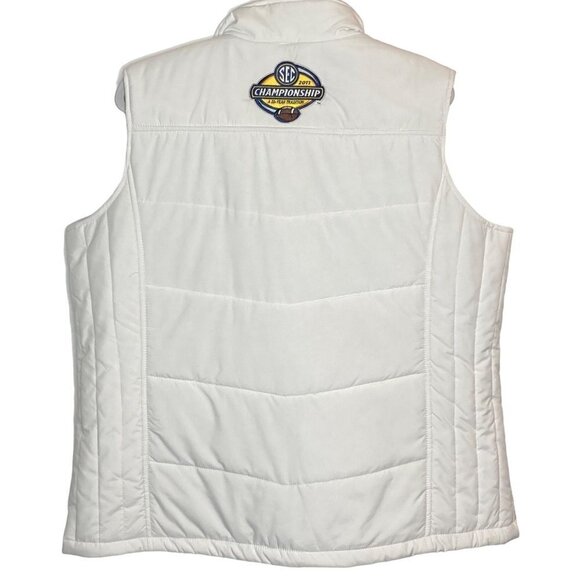 Dr Pepper Embroidered White Puffer Vest SEC Football Graphic NWT New Womens 2XL - Picture 2 of 7